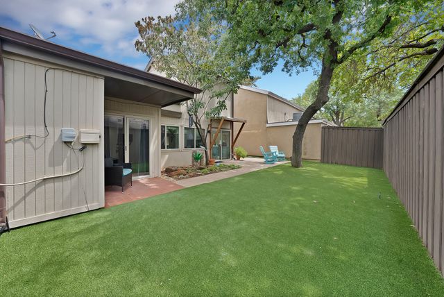 1612 Hawthorne Drive, Arlington, TX 76012