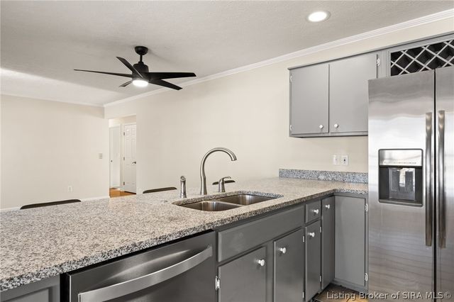 8526 Brock Road, Charlestown, IN 47111