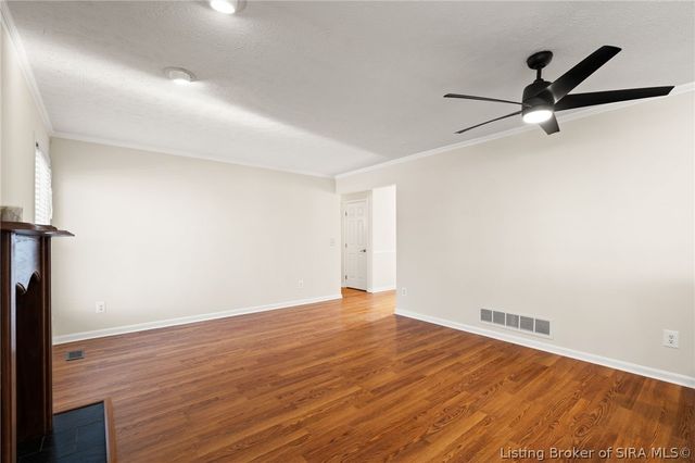 8526 Brock Road, Charlestown, IN 47111