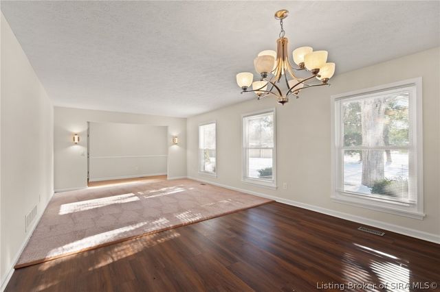 8526 Brock Road, Charlestown, IN 47111