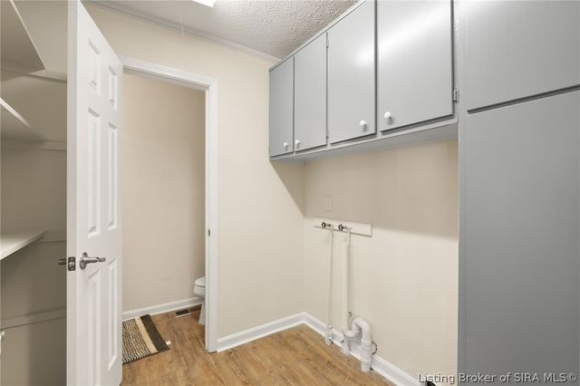 8526 Brock Road, Charlestown, IN 47111