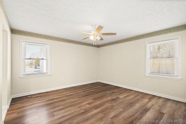 8526 Brock Road, Charlestown, IN 47111