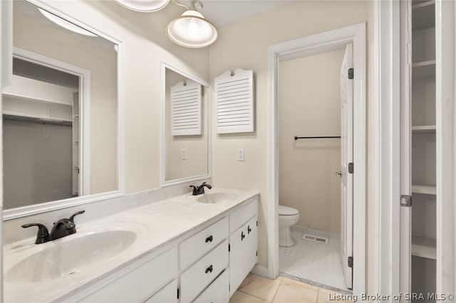 8526 Brock Road, Charlestown, IN 47111