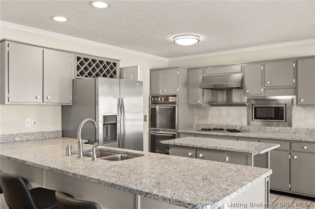 8526 Brock Road, Charlestown, IN 47111