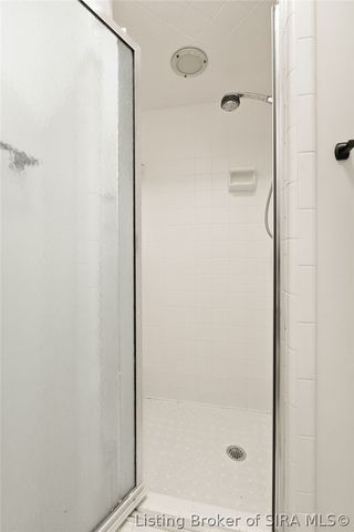 8526 Brock Road, Charlestown, IN 47111