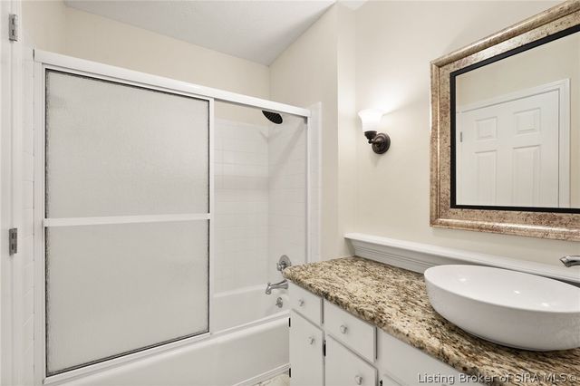 8526 Brock Road, Charlestown, IN 47111