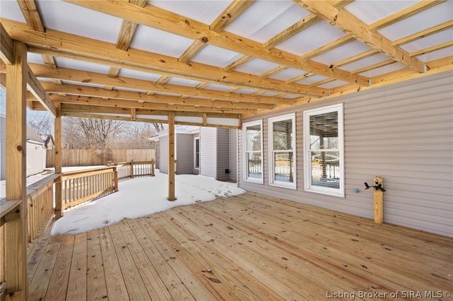 8526 Brock Road, Charlestown, IN 47111