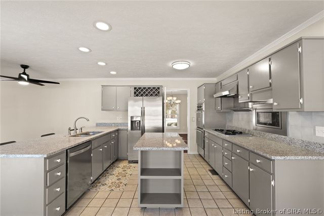 8526 Brock Road, Charlestown, IN 47111