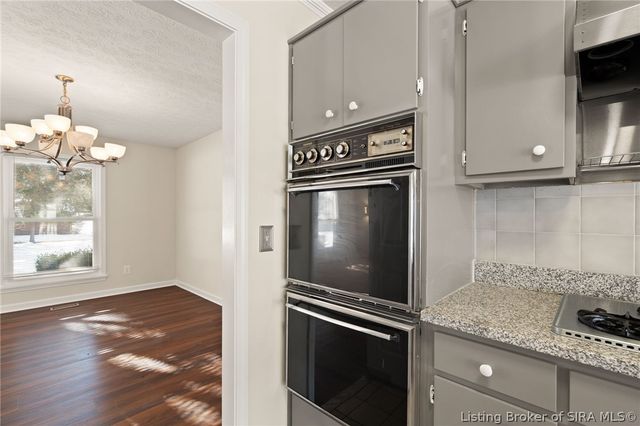 8526 Brock Road, Charlestown, IN 47111