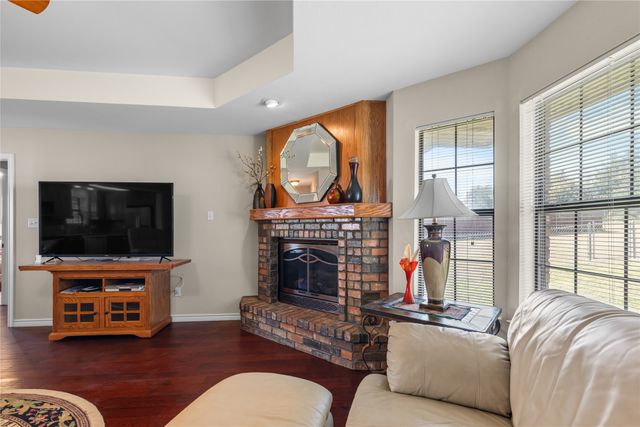 3706 Heatherwood Lane, Sherman, TX 75090