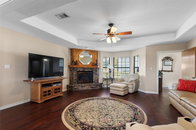 3706 Heatherwood Lane, Sherman, TX 75090