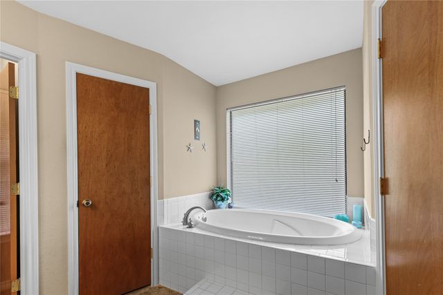 3706 Heatherwood Lane, Sherman, TX 75090