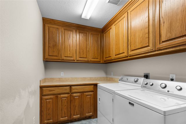 3706 Heatherwood Lane, Sherman, TX 75090