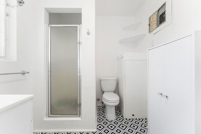 4780 NE 8th Terrace, Oakland Park, FL 33334