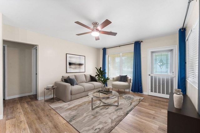 4780 NE 8th Terrace, Oakland Park, FL 33334