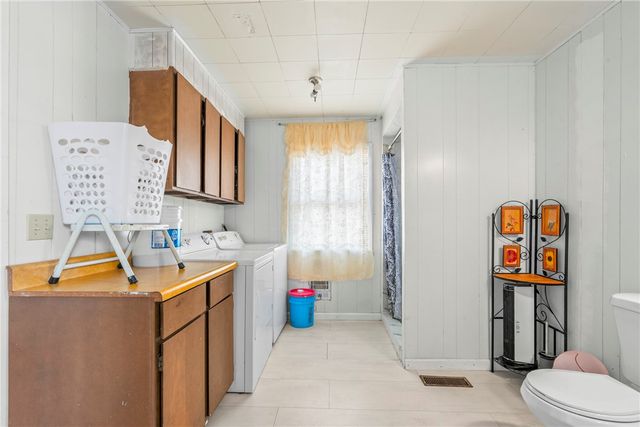 324 S Eastern Avenue, Gentry, AR 72734