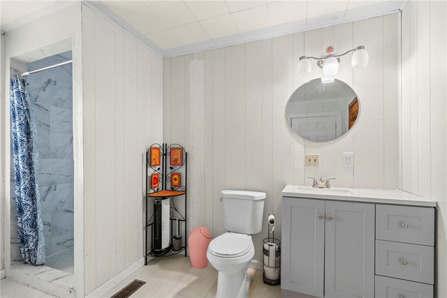 324 S Eastern Avenue, Gentry, AR 72734