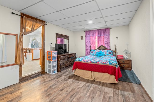 324 S Eastern Avenue, Gentry, AR 72734