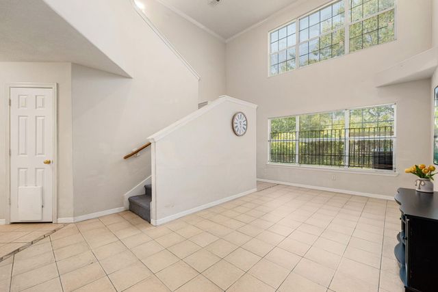 6418 England Street, Houston, TX 77021