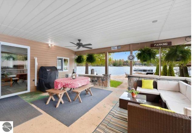 7811 Hillside Drive, Traverse City, MI 49685