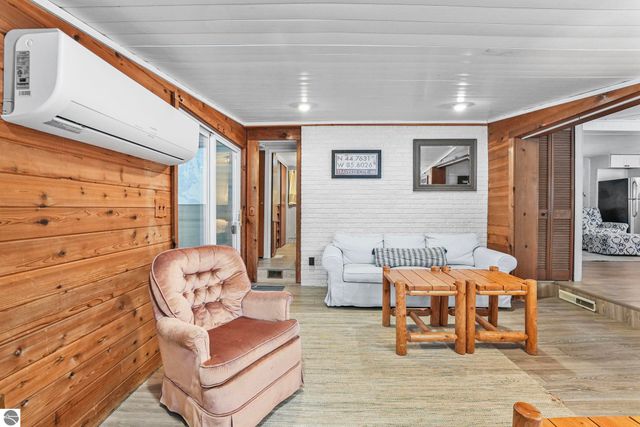 7811 Hillside Drive, Traverse City, MI 49685