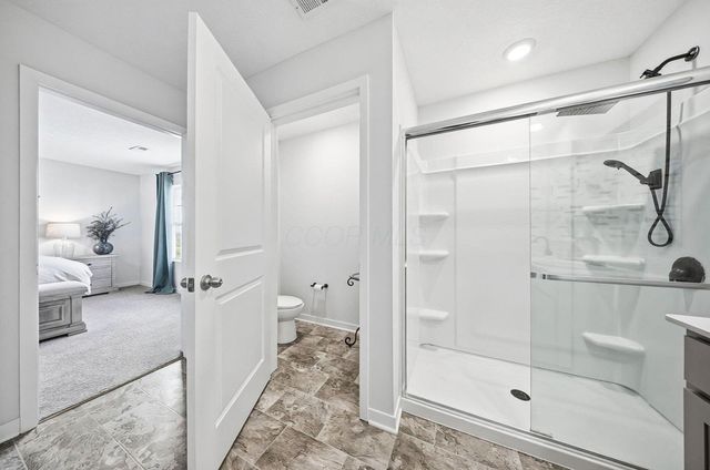 203 Beaman Gates Drive SW, Granville, OH 43023