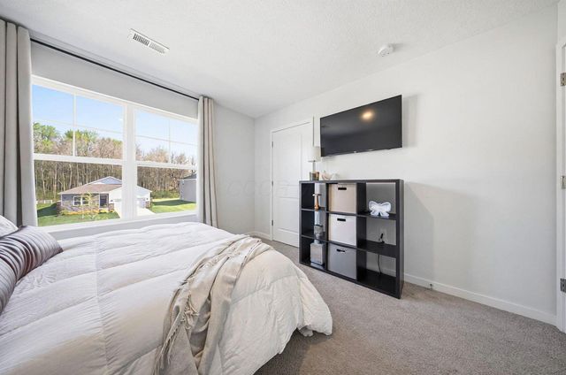 203 Beaman Gates Drive SW, Granville, OH 43023