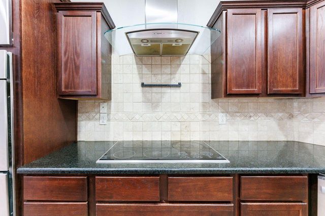 5811 11th Place, UNIT 9, Lubbock, TX 79416