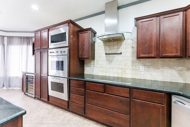 5811 11th Place, UNIT 9, Lubbock, TX 79416