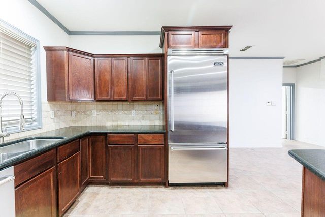 5811 11th Place, UNIT 9, Lubbock, TX 79416