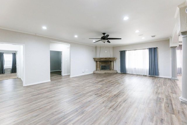 5811 11th Place, UNIT 9, Lubbock, TX 79416