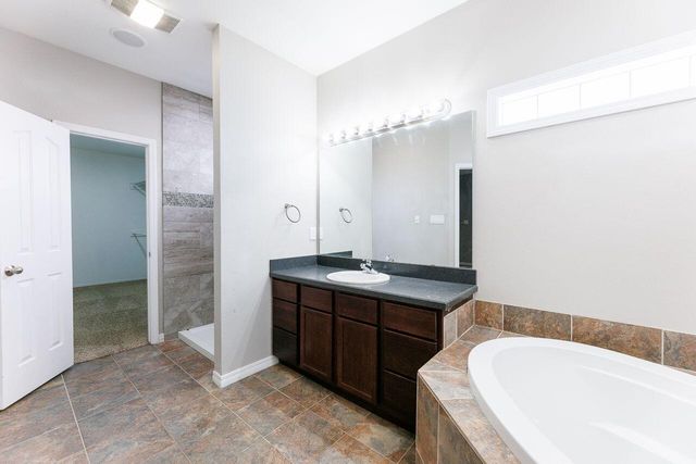 5811 11th Place, UNIT 9, Lubbock, TX 79416