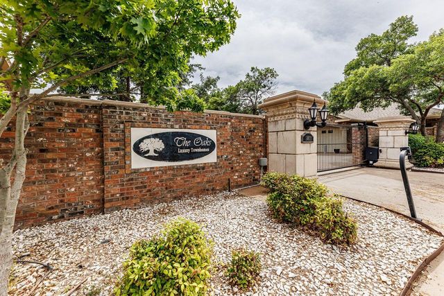 5811 11th Place, UNIT 9, Lubbock, TX 79416