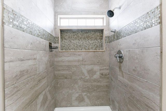5811 11th Place, UNIT 9, Lubbock, TX 79416