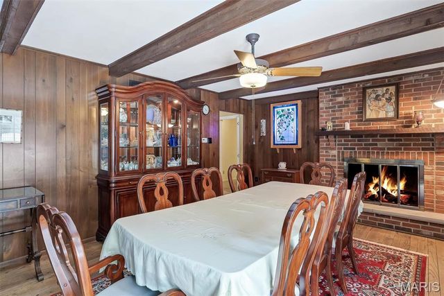 1010 Dovergate Drive, Kirkwood, MO 63122