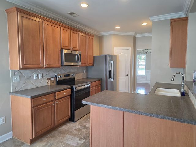 633 Menlo Park Dr., Myrtle Beach, SC 29588