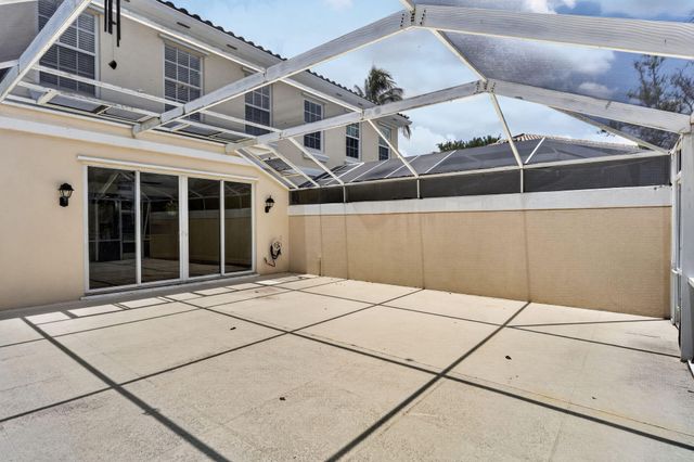 112 Santa Barbara Way, Palm Beach Gardens, FL 33410