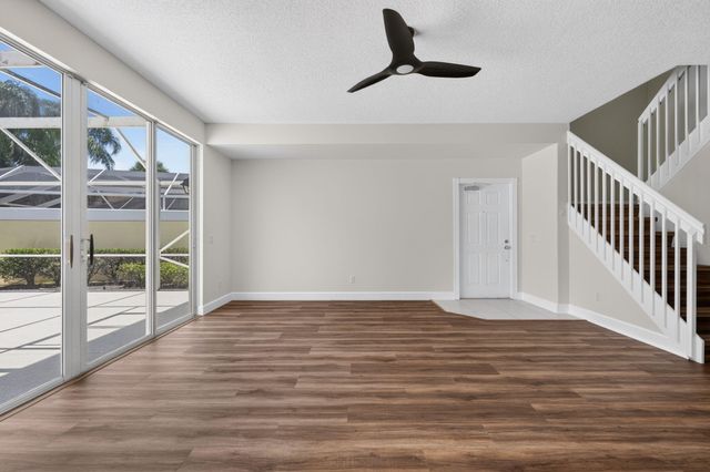 112 Santa Barbara Way, Palm Beach Gardens, FL 33410