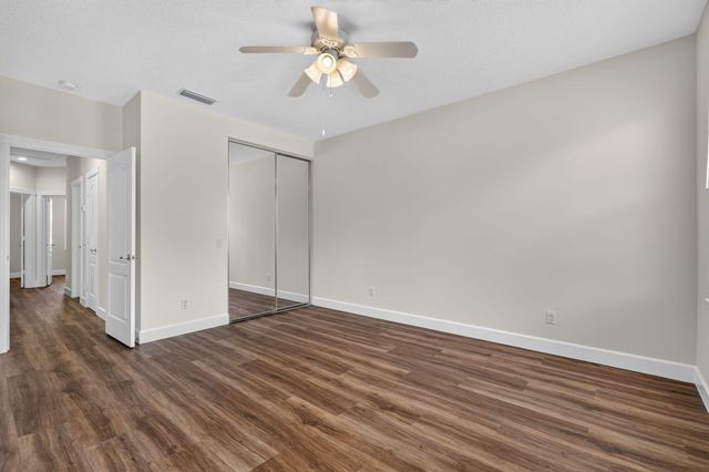 112 Santa Barbara Way, Palm Beach Gardens, FL 33410