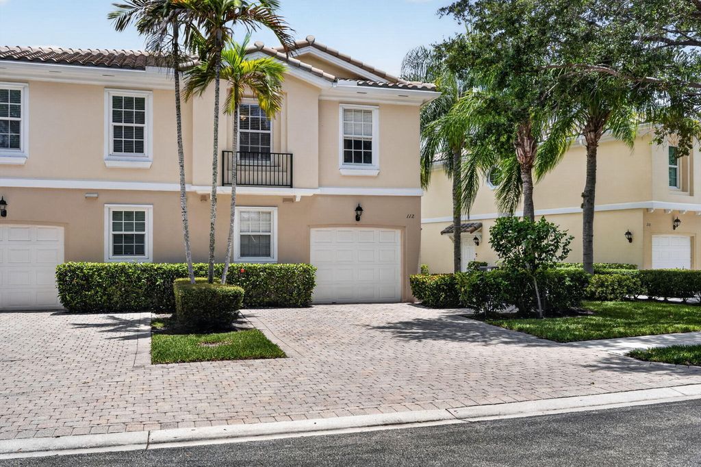 112 Santa Barbara Way, Palm Beach Gardens, FL 33410