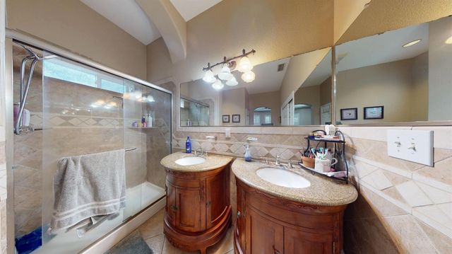 22095 State Highway 120, Escalon, CA 95320