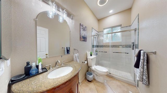 22095 State Highway 120, Escalon, CA 95320