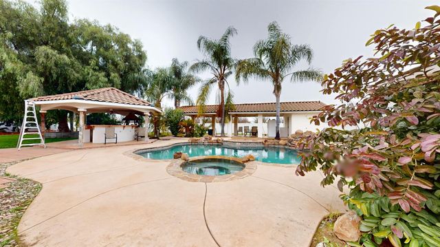 22095 State Highway 120, Escalon, CA 95320