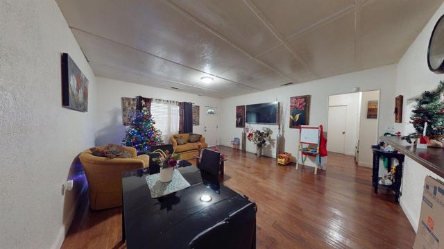 22095 State Highway 120, Escalon, CA 95320