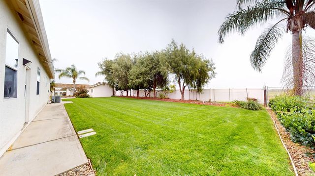 22095 State Highway 120, Escalon, CA 95320