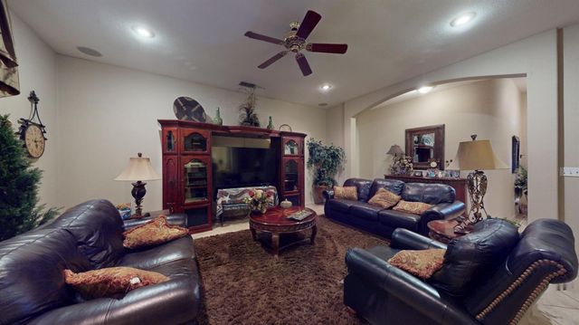 22095 State Highway 120, Escalon, CA 95320