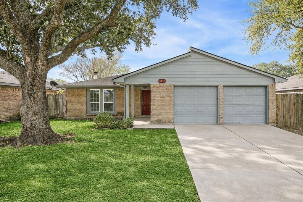 1030 Copper Creek Drive, Katy, TX 77450