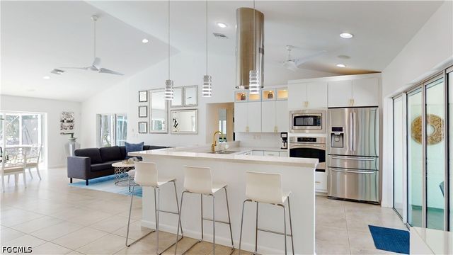 814 El Dorado PKWY E, Cape Coral, FL 33904