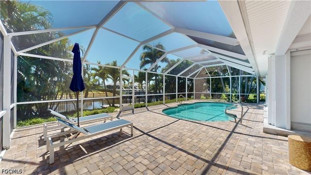 814 El Dorado PKWY E, Cape Coral, FL 33904