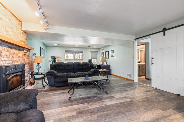 6618 Willem Drive, Jefferson Hills, PA 15332